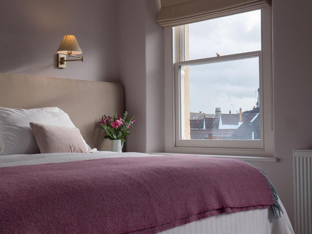 Bistro Lotte Bed & Breakfast Frome Exterior foto